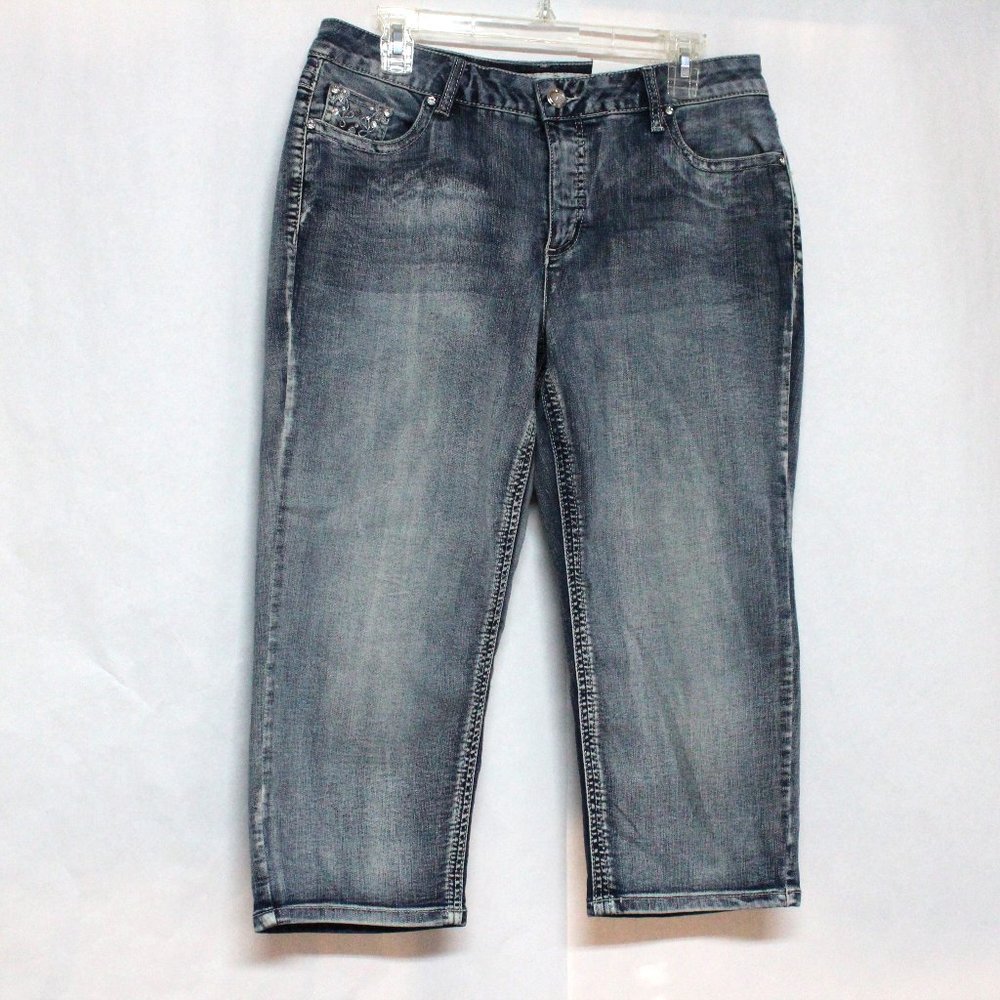 Women's NWT Est. 1946 Denim Size 12 Contemporary Shape Enhancing Cropped Jeans